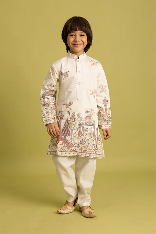 Vantara Designer Kids White Embroidered Kurta - Image 3
