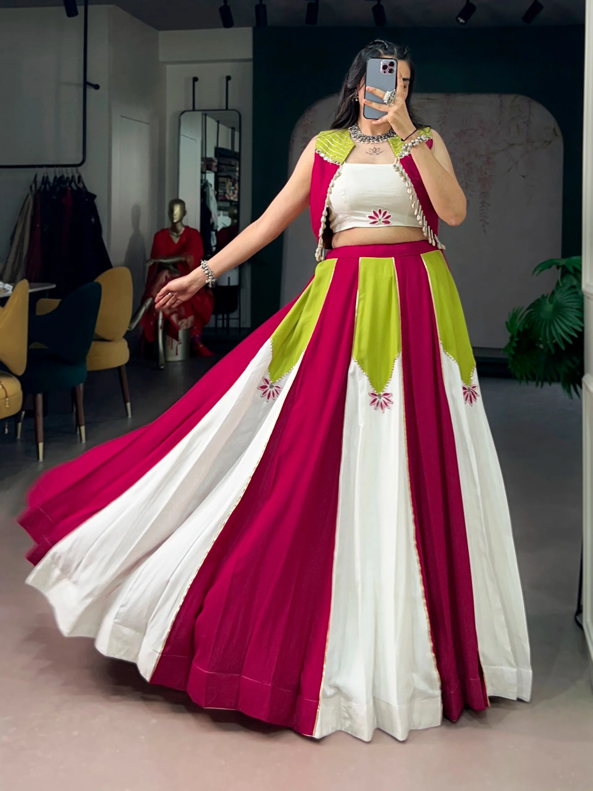 Vibrant Rayon Gota Patti Lehenga for Garba Celebrations - Image 2