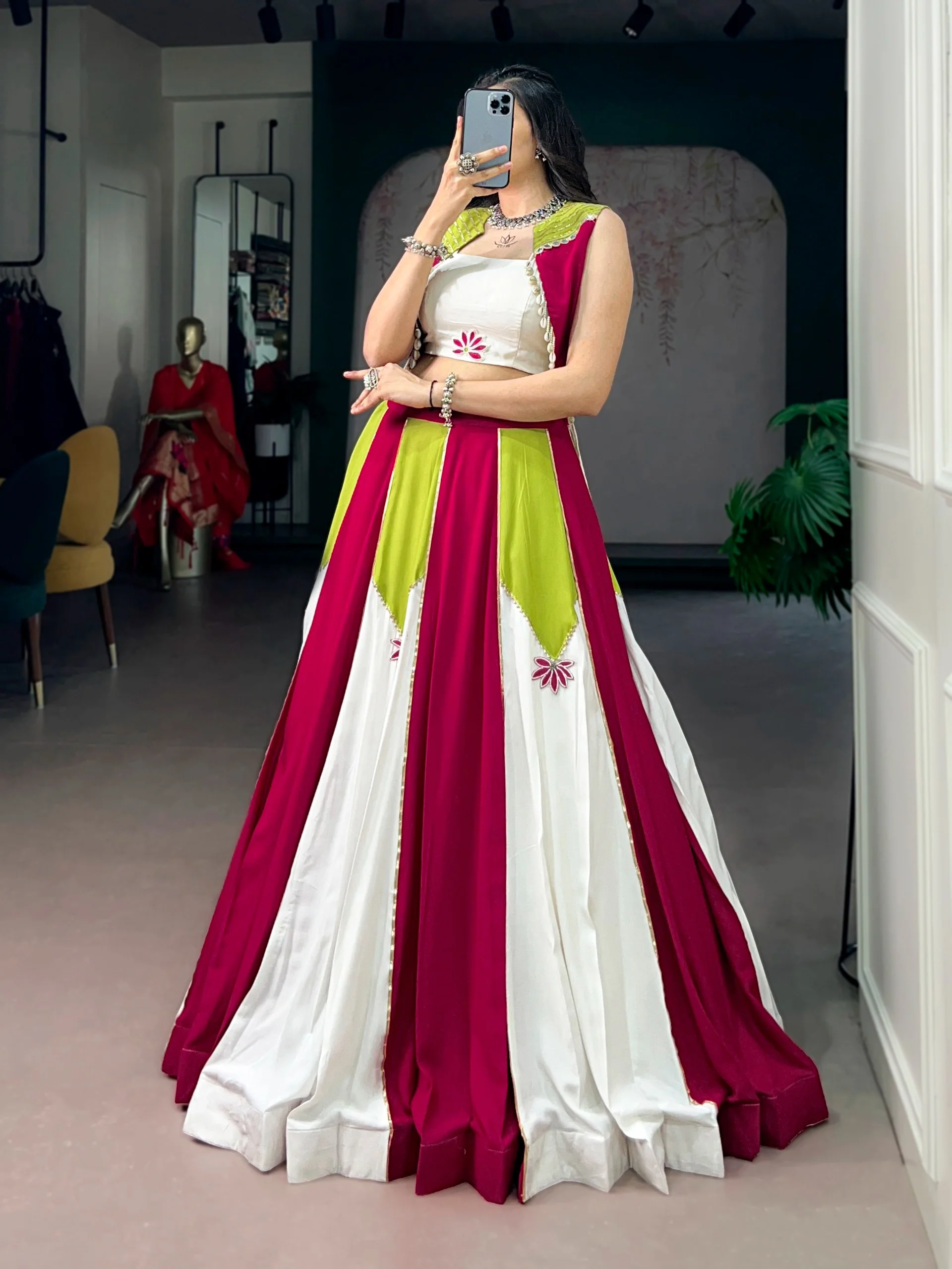 Vibrant Rayon Gota Patti Lehenga for Garba Celebrations - Image 3