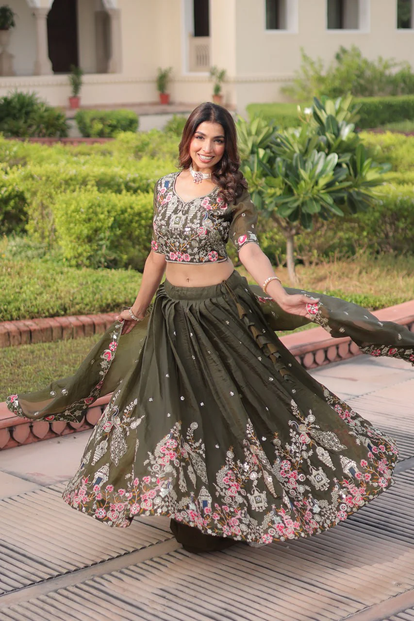 Wedding Special Gold Crush Lehenga Choli Set With Dupatta - Image 7