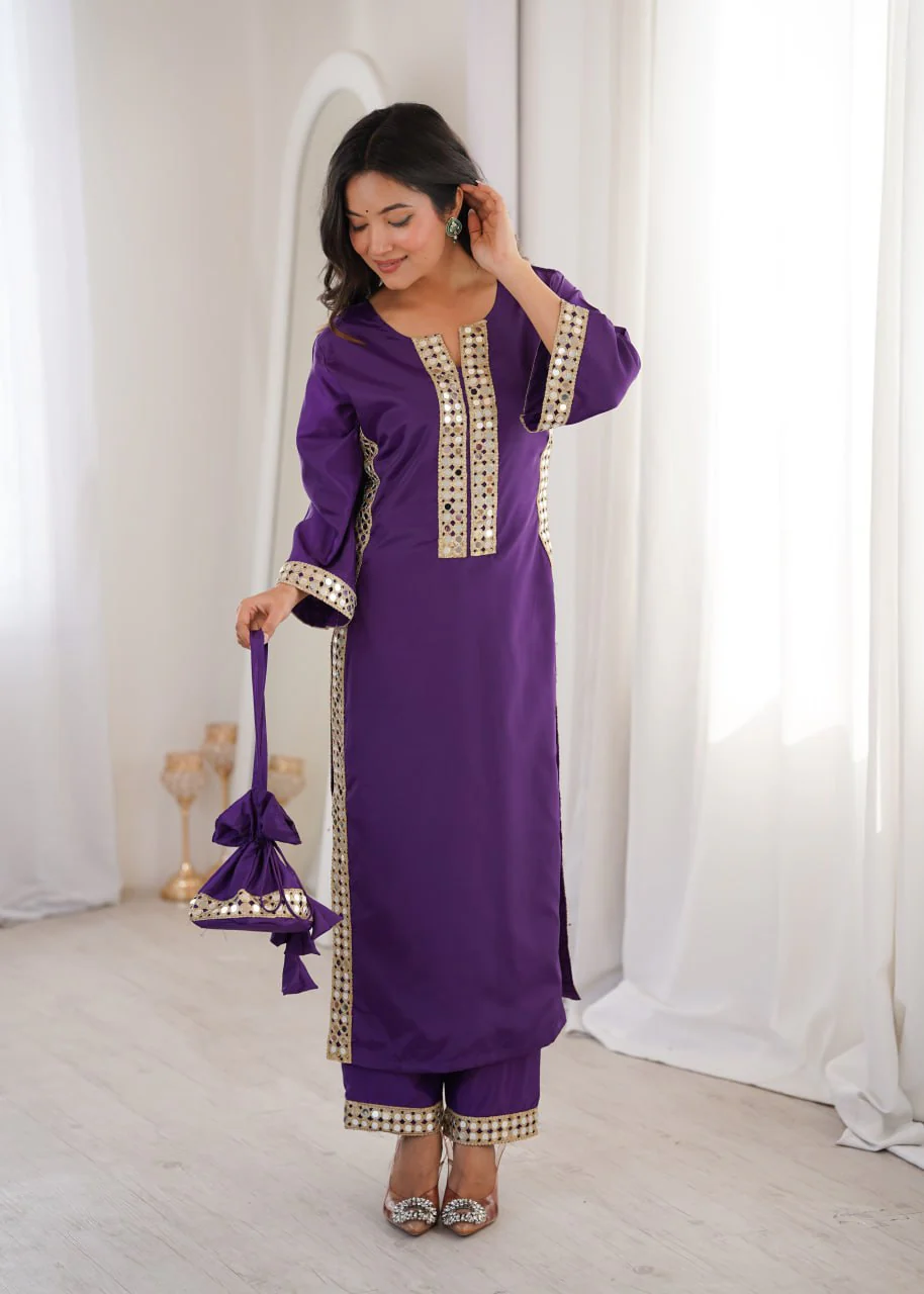 Wedding Special Natural Crepe Mirror Work Kurti Set With Pant & Batwa - Image 6