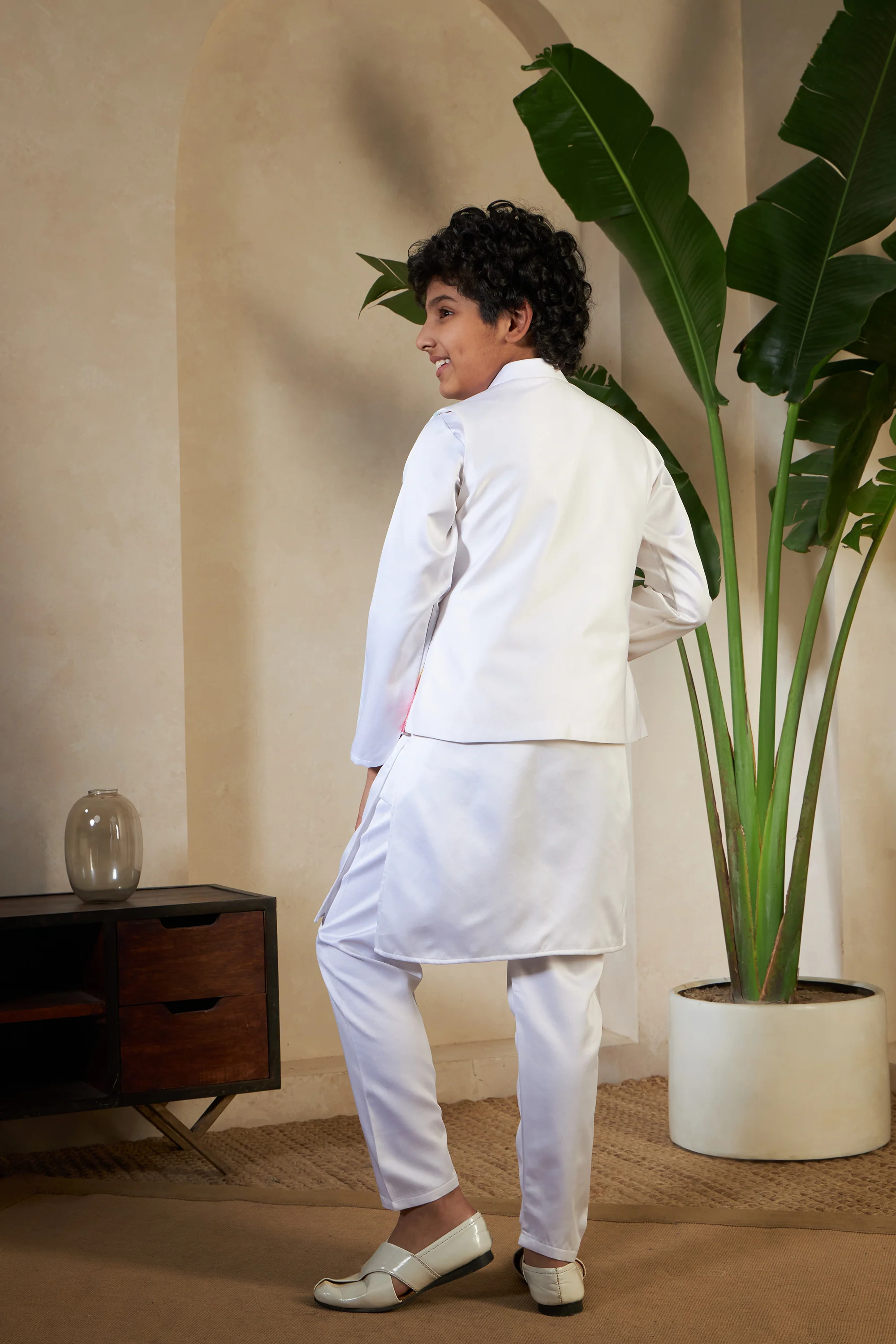 White Embroidered Carnival Kurta-Jacket Set for Boys - Image 7