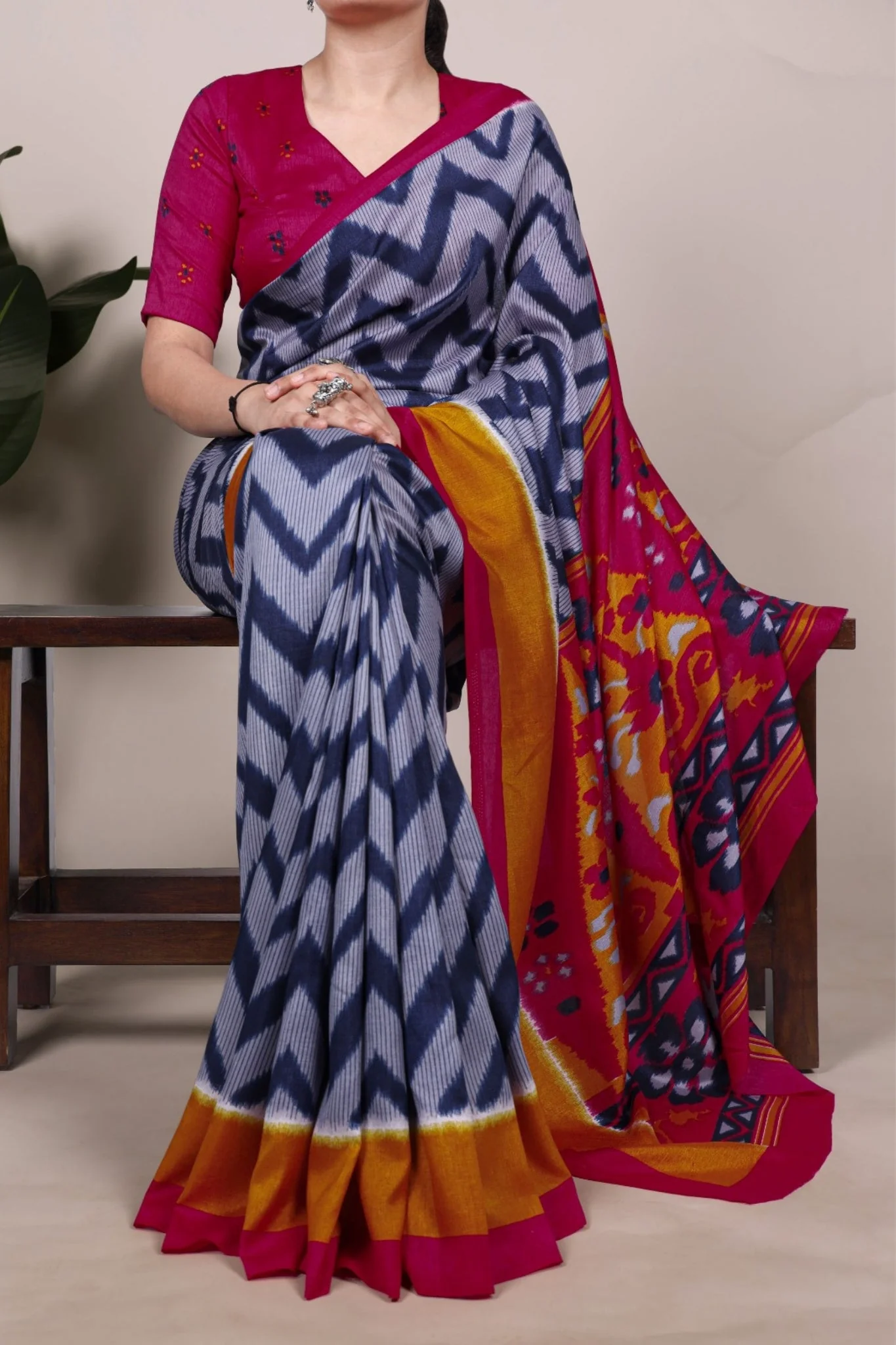 Zigzag Tassar Silk Saree - Image 8